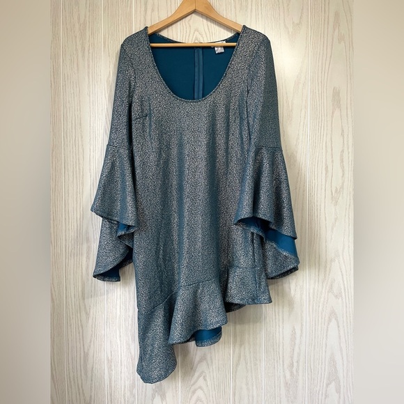 VENUS Flare Sleeve Asymmetrical Hem Dress XL LNC - Picture 5 of 6